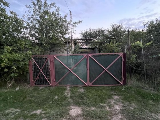 Продам 2 дачі кооператив Берізка біла 2007