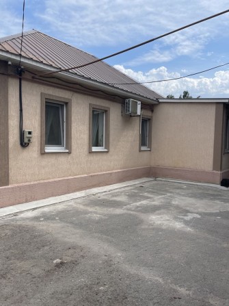 Продам дом с ремонтом и мебелью, Березановка (Левый берег) - фото 1