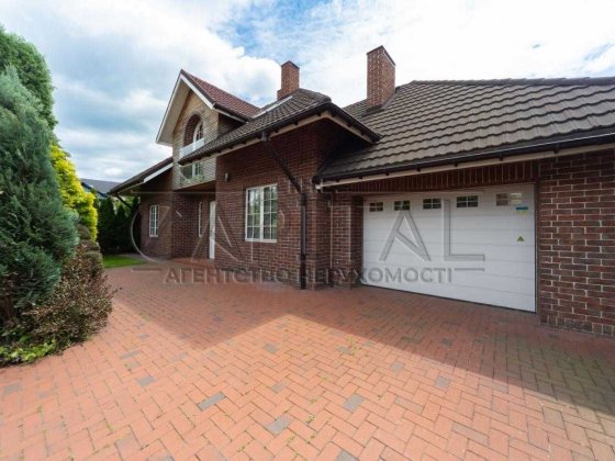 Продаж  Будинок  Київ  м. Славутич  1 км Киев