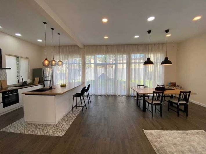 Будинок 184 м² з мансардою та терасою у Святошинському районі Києва - фото 1