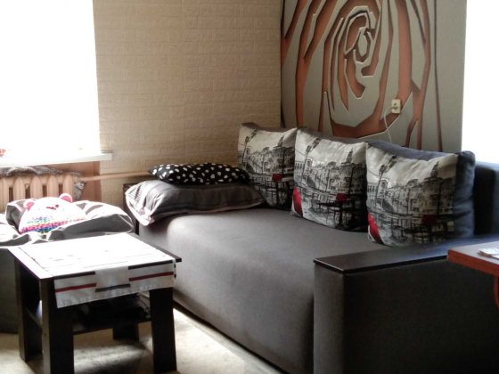 Продам  окремий уютний дім,Комунаровський район.Южний ринок