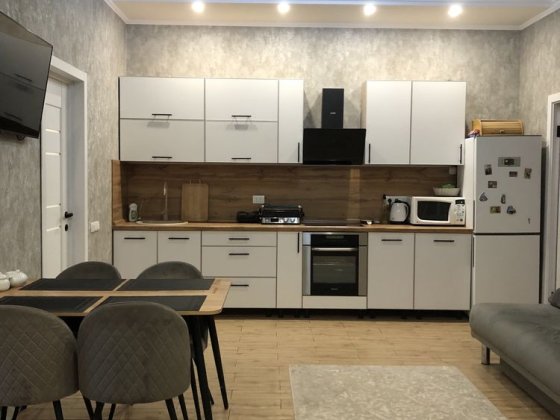 Продам современный дом возле парка Энергетиков