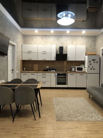 Продам современный дом возле парка Энергетиков - фото 1