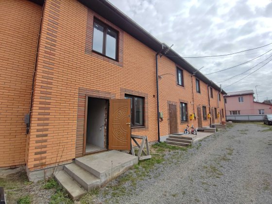 Продам таунхаус 112 кв.м. Старе місто, в зручному місці. Винница