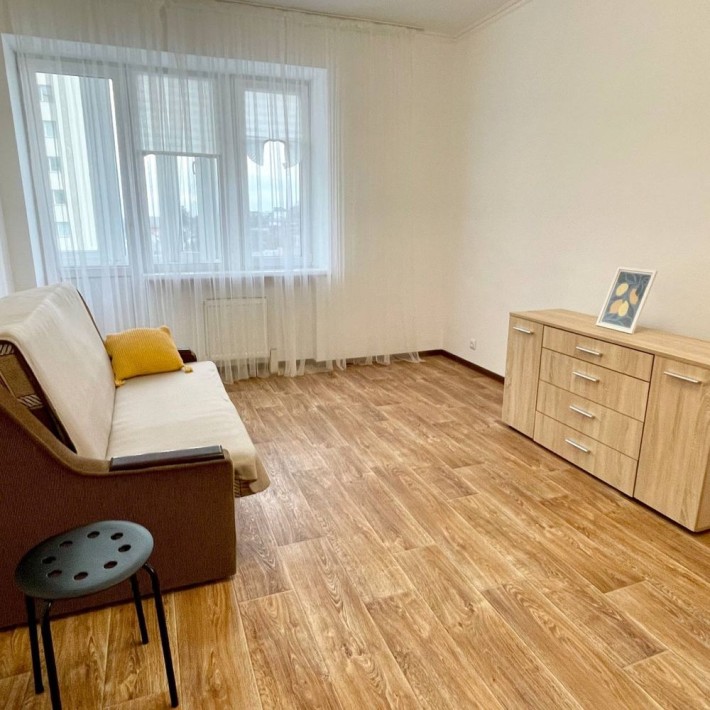 Здам квартиру на виставці. Індивідуальне опалення - фото 1