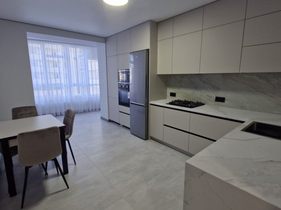 Оренда 2к новобудови в центрі міста Хмельницький