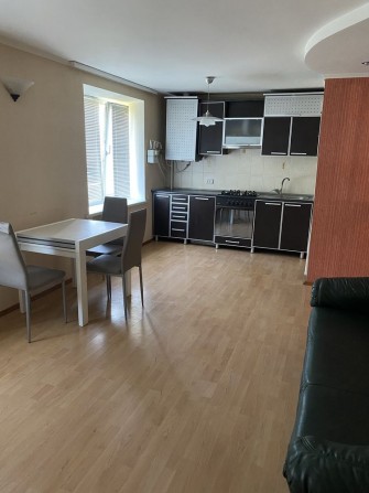 Здається 2х кімнатна квартира в Гнівані - фото 1