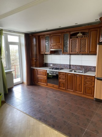 Оренда квартири великогабаритна 3 кімнатна - фото 1