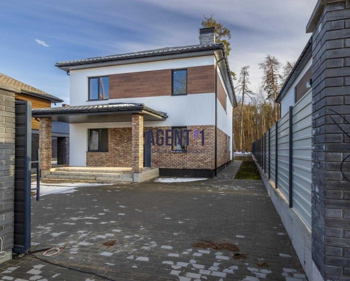 Продаж дуже якісного будинку в ексклюзивній локації в Києві. - фото 1