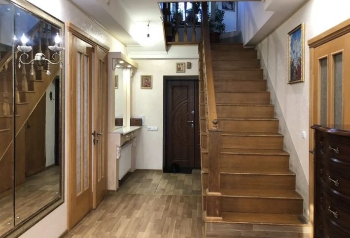 Продам будинок центр - фото 1