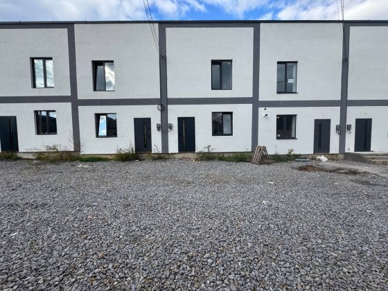 Продається Таунхаус з хорошим Євро ремонтом. Винница