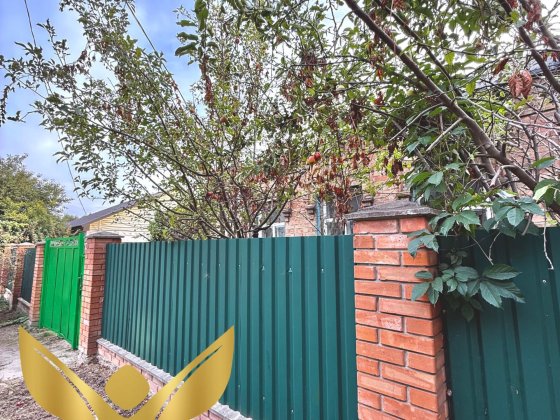 Продаж 3-к будинку з окремим двором, заїздом та зручностями. Райцентр Кропивницкий