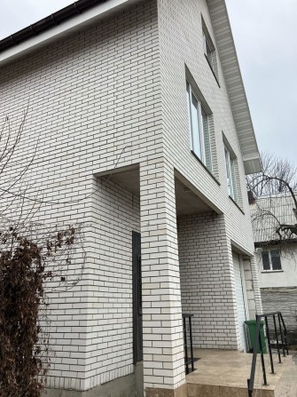 Продаж двоповерхового будинка - фото 1