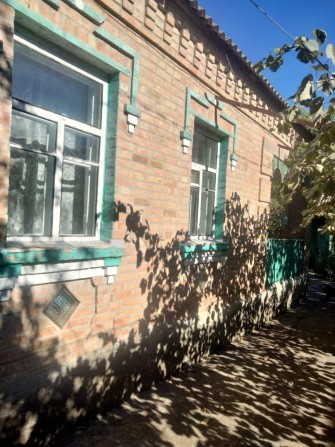 Продам два будинки на одній ділянкі - фото 1