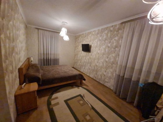 Просторий будинок у Запоріжжі! (22-372-060)