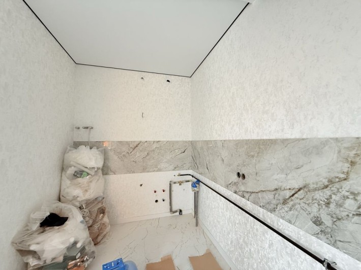 Продам Танхаус з ремонтом - фото 1