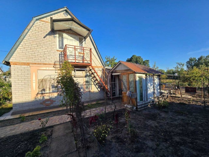 Продам дачу дом 2 эт. 6 соток озеро левый берег возле Обуховки купить - фото 1