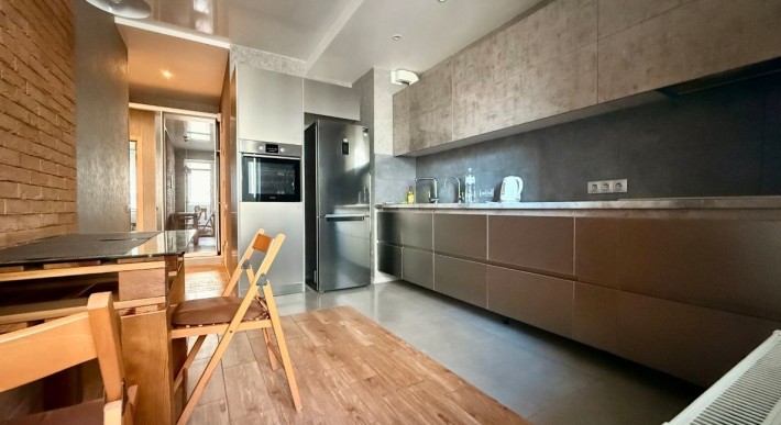 Сдам 1 комнатную ЖК Радужный дом  возле АТБ. Таирово. - фото 1