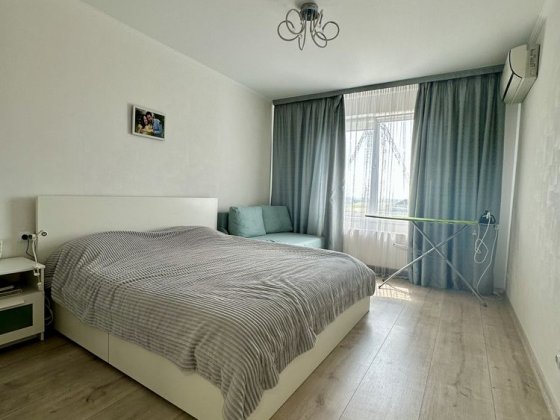 Сдам Одеса, ЖМ Радужний 11, довгостроково, евродвушка Лиманка