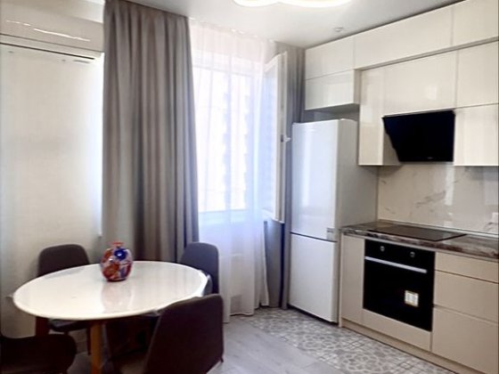 Свежий ремонт! Только закончили! Сдам студию+спальня 46 Жемчужина. Лиманка