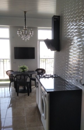 Сдам студию ЖК Сады Ривьеры возле ТРЦ. Ривьеры),можно на 1-2 мес. - фото 1