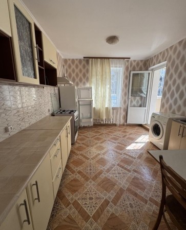 Сдам Балковская Головковская 3х  комнатную  квартиру - фото 1