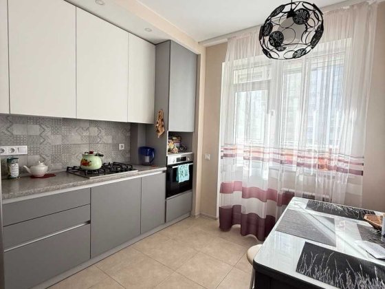 Оренда однокімнатної квартири в новобудові. Вул. Полтавська. Розсошенцы