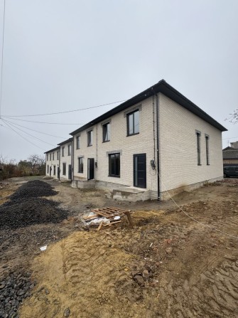 ТАУНХАУС на замості - фото 1