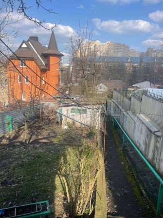 Дом с участком, 232кв, 6 соток, пер. Голосеевский 10а, Демеевская - фото 1