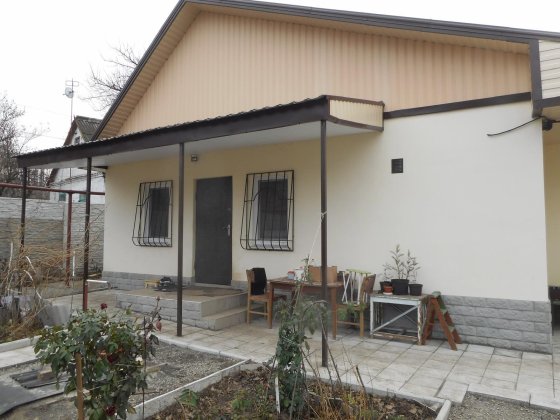 Продаю свой дом, без комиссии, жм Западный (внизу, через ЖД) Дніпро