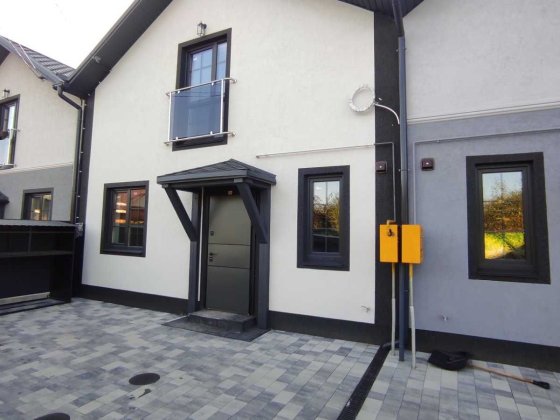 Продам таун хаус на Старому місті 9985 Винница