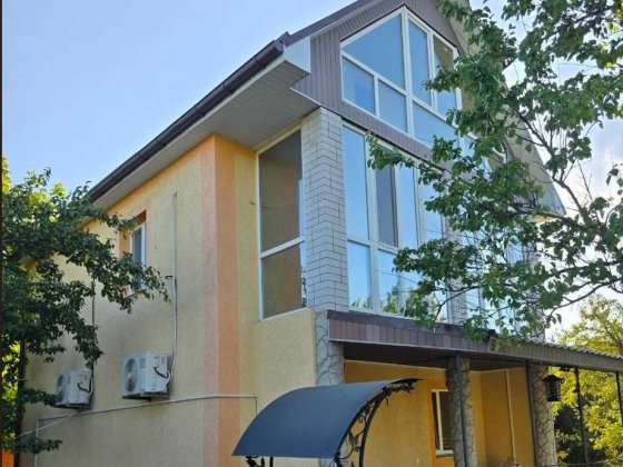 Продам дом 3 этажа с выходом к речке левый берег возле Обуховки купить Дніпро