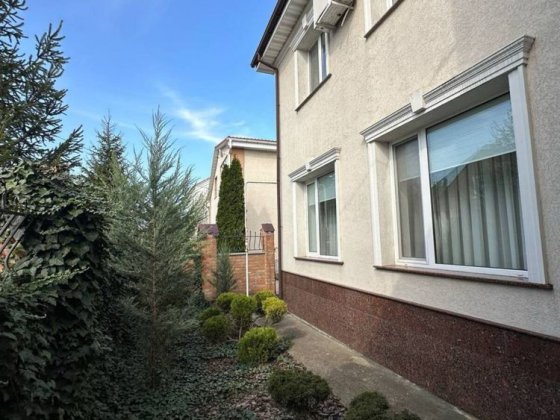 Продам будинок біля Міського Саду Кропивницький