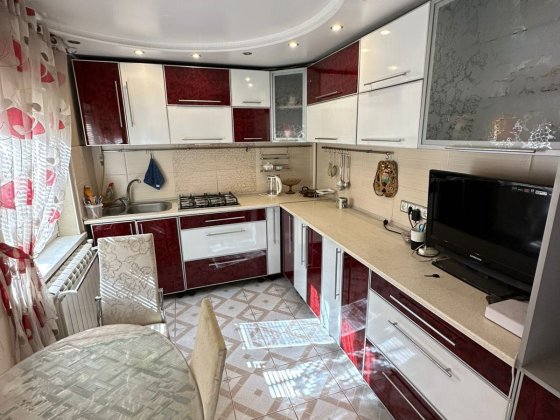 Продам частину будинку в Інгульському районі- Пров. Квітневий Миколаїв