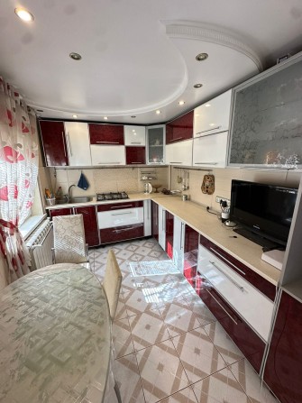 Продам частину будинку в Інгульському районі- Пров. Квітневий - фото 1