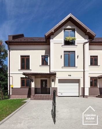 Унікальний будинок 270 м2 в серці старого Львова, вул. Парфановичів, 9 - фото 1