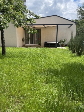 Небольшой дом с новым ремонтом и большим участком в Ингульском районк - фото 1