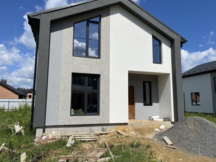 Продаж будинку в стилі хай-тек. - фото 1