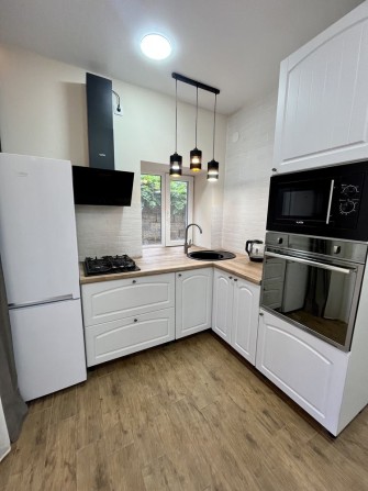 Продаж будинку з новим євроремонтом в Інгульському районі. - фото 1