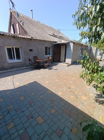 Продаю часть домовладения 8 Слободская отдельный двор, гараж - фото 1