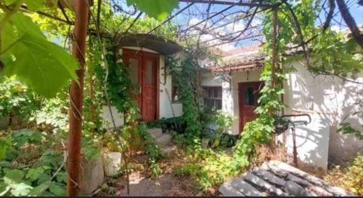 Продам дом в Варваровке - фото 1