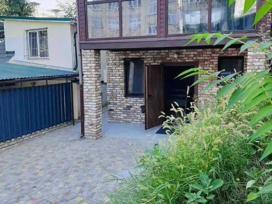 Продам новий будинок в центрі в стилі Loft Дніпро