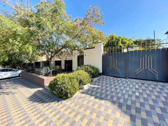 Продаж добротного будинку з якісними меблями. Зупинка Торгова. Николаев