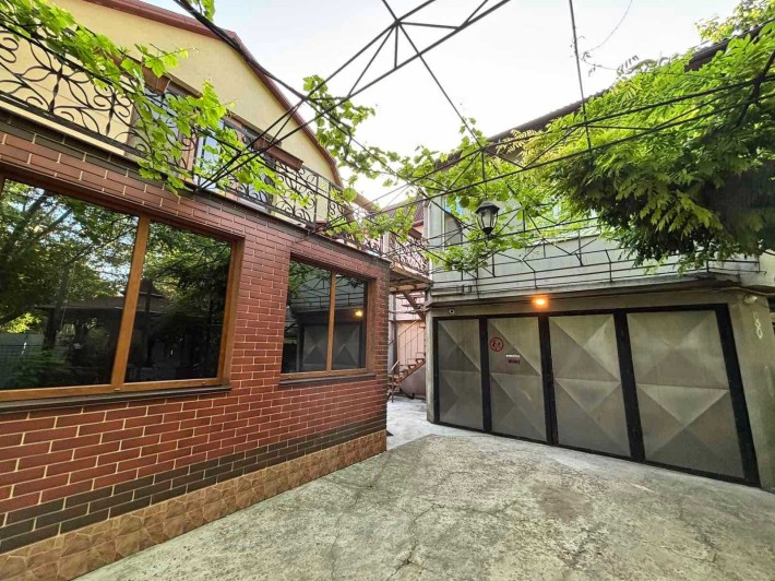 Продам дом / участок 5 соток + готовый бизнес ул. Грушевского - фото 1