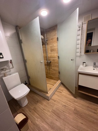 Продам цілий будинок з великою ділянкою м. Киівська - фото 1