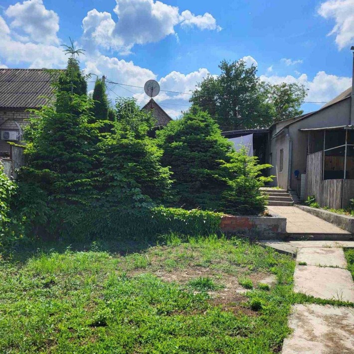 Будинок Перемога вул. Радісна - фото 1