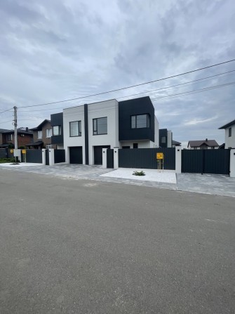 Будинок -Дуплекс в ! Білогородці - фото 1