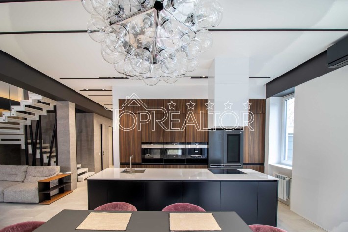 СРОЧНО!!! Продам Дом в КП ФОРЕСТ 218 м2. Лесопарк. - фото 1