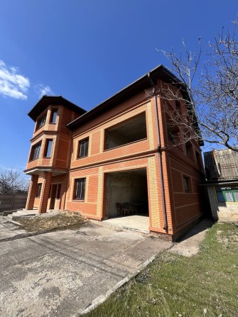 Продается дом котедж хороший Торг реальному покупателю - фото 1