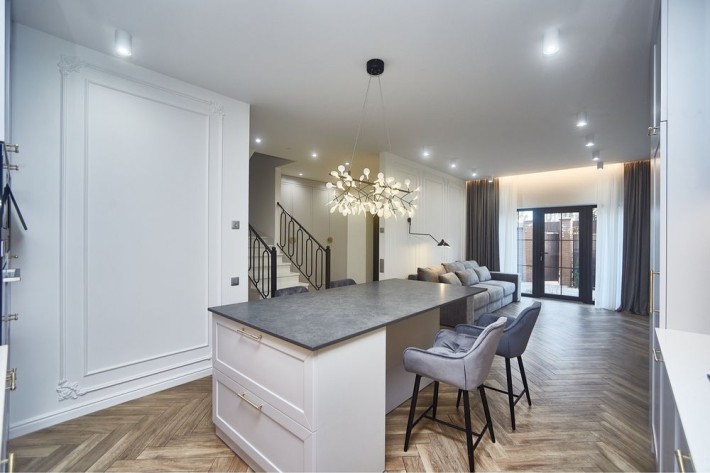 Ексклюзивный коттедж в закрытом кооперативе - фото 1